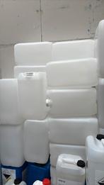 Stevige Jerrycans 25L, Tuin en Terras, Regentonnen, Minder dan 75 liter, Ophalen of Verzenden, Zo goed als nieuw, Kunststof