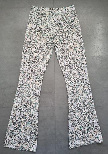 Meisjes flared broek, maat 134-140, Zeeman beschikbaar voor biedingen
