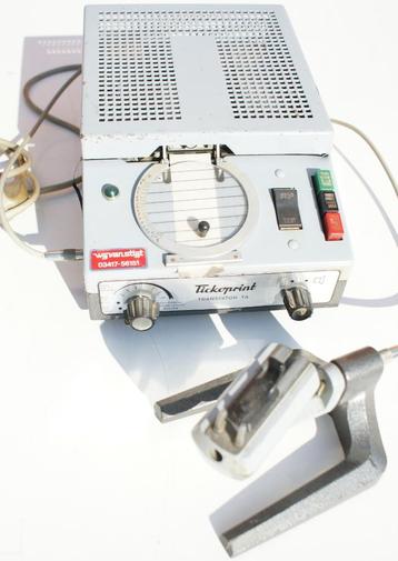 Afregel, test apparaat voor mechanische horloges. beschikbaar voor biedingen