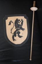 Ridder zwaard en schild hout, Ophalen, Zo goed als nieuw