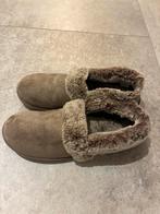 Skechers sloffen maat 40, Kleding | Dames, Beige, Ophalen of Verzenden, Zo goed als nieuw, Pantoffels of Sloffen