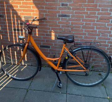 Damesfiets met versnellingen beschikbaar voor biedingen