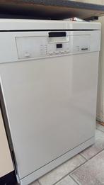 Miele vaatwasser goed in conditie, Witgoed en Apparatuur, Ophalen, Zo goed als nieuw, 85 tot 90 cm, 45 tot 60 cm