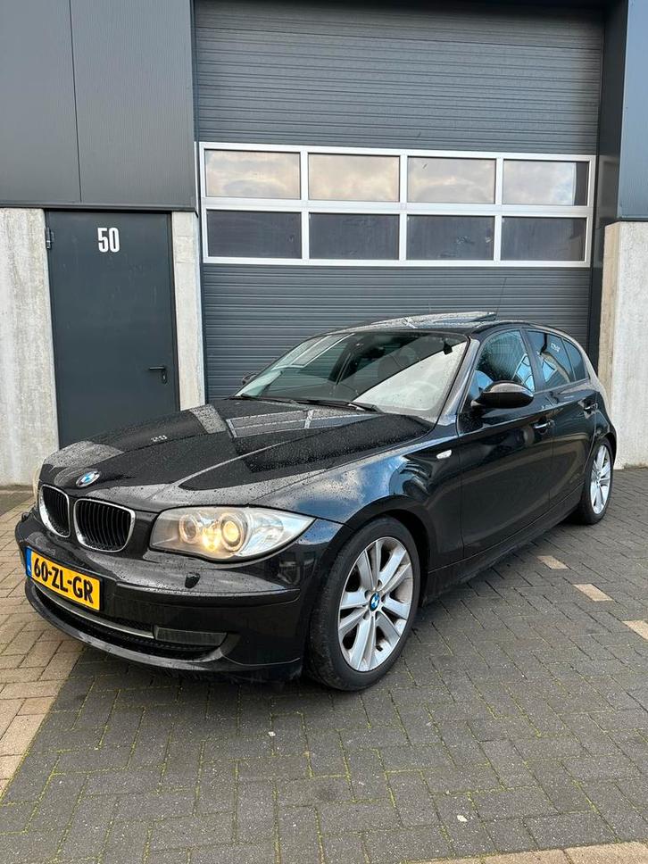 BMW 1-Serie 2.0 120I 5DR 2007 | Xenon | Dakraam | Stoelverw., Auto's, BMW, Bedrijf, 1-Serie, ABS, Airbags, Airconditioning, Centrale vergrendeling