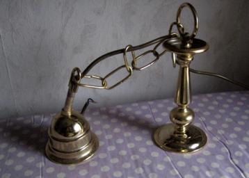 ONDERDELEN OM EEN LAMP OP TE HANGEN MESSING ,als nieuw beschikbaar voor biedingen