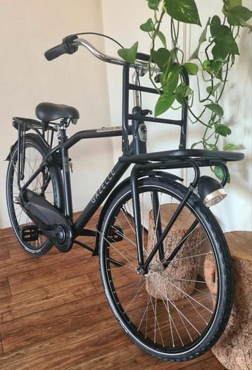 Matzwarte GAZELLE type Heavy Duty Transportfiets || Nexus 3 beschikbaar voor biedingen