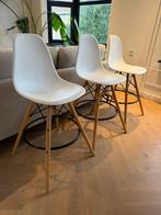 Witte barkrukken - set van 3, Ophalen, Kunststof, Gebruikt, Drie