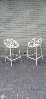 Twee barkrukken, Huis en Inrichting, Barkrukken, Ophalen, Kunststof, 60 tot 90 cm, Zo goed als nieuw