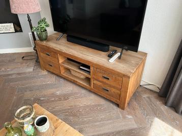 SPOED inboedel, kasten, bank, fauteuils Henders & Hazel  beschikbaar voor biedingen