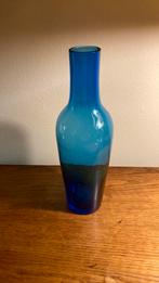 Blauwe glazen vaas, Blauw, Ophalen of Verzenden, Minder dan 50 cm, Glas