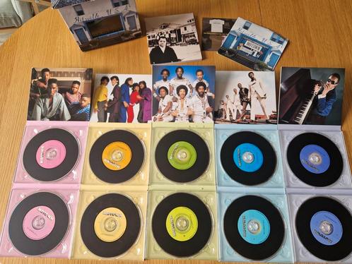 Motown: The Complete No. 1's, 10 CD's in leuke opbergbox., Cd's en Dvd's, Cd's | R&B en Soul, Gebruikt, 1960 tot 1980, Boxset