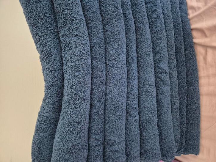 handdoek zware kwaliteit jeansblauw 100x150, Huis en Inrichting, Badkamer | Badtextiel en Accessoires, Nieuw, Handdoek, Blauw