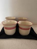 Set van vier mooie bloempotten - kleuren crème met oud roze, Huis en Inrichting, Minder dan 50 cm, Zo goed als nieuw, Ophalen