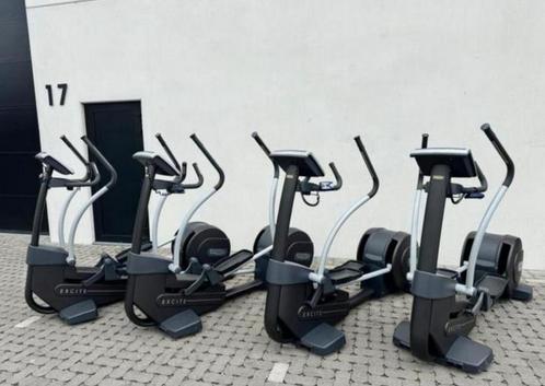 Technogym Synchro Excite + 700 SP crosstrainer !!, Sport en Fitness, Fitnessmaterialen, Zo goed als nieuw, Overige typen, Ophalen