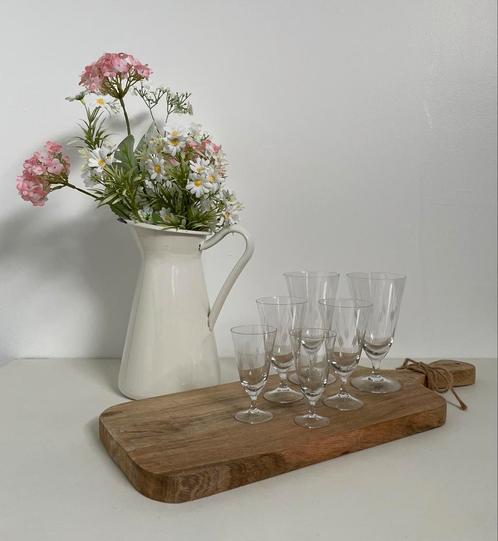 Set van 6 hele dunne kelkglazen, gegraveerd, Antiek en Kunst, Antiek | Glas en Kristal, Ophalen of Verzenden