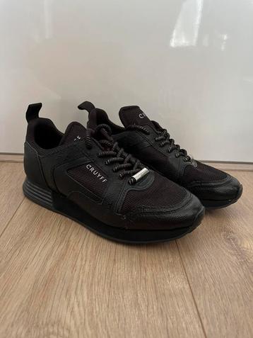 Zwarte damessneakers van het merk Cruyff, type Lusso. beschikbaar voor biedingen