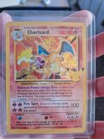 Pokemon Charizard 4/102, Ophalen, Zo goed als nieuw, Losse kaart