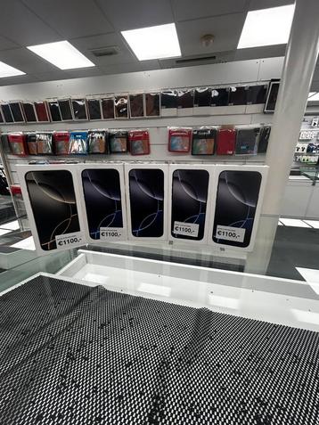 iPhone 16 Pro Max – 256GB & 512GB – Nieuw, Apple Garantie! beschikbaar voor biedingen