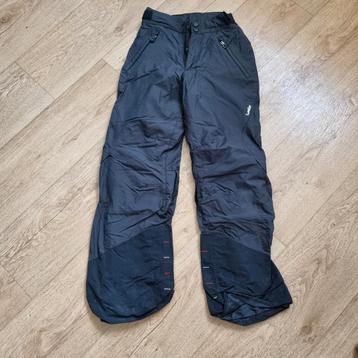Kinder skibroek maat 134/140 beschikbaar voor biedingen