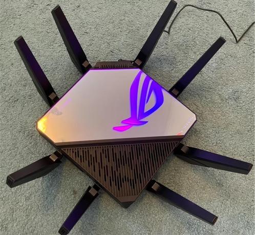 ROG Rapture GT-AXE16000. Premium router voor gamers, Computers en Software, Routers en Modems, Zo goed als nieuw, Ophalen of Verzenden