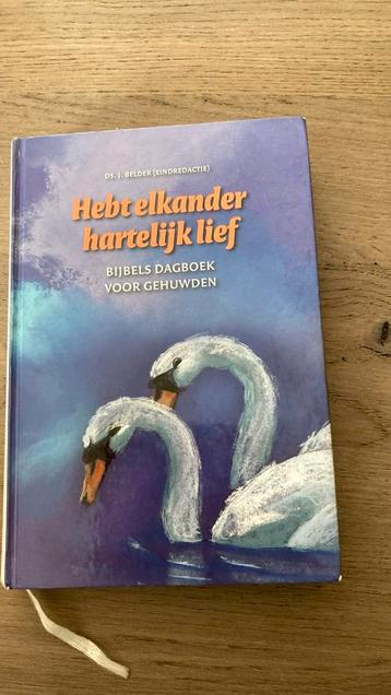 Hebt elkander hartelijk lief beschikbaar voor biedingen