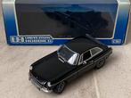 Universal Hobbies MGB V8 - Zwart, Hobby en Vrije tijd, Modelauto's | 1:18, Ophalen of Verzenden, Zo goed als nieuw, Auto, Overige merken