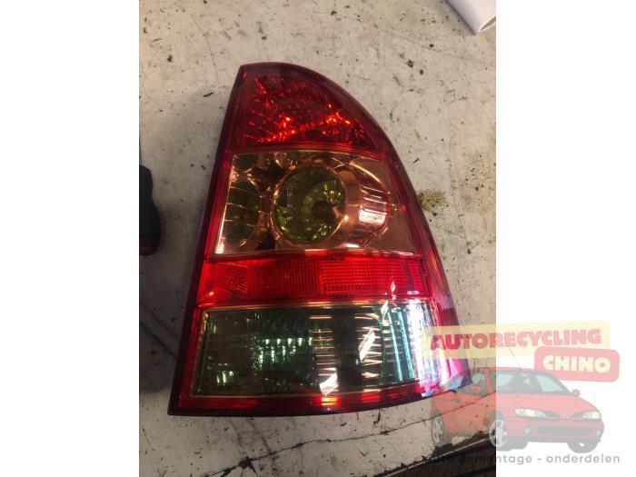 Achterlicht rechts van een Toyota Corolla, Auto-onderdelen, Verlichting, Toyota, Gebruikt, 3 maanden garantie, Ophalen