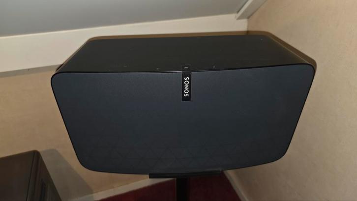 Sonos Play 5 (Gen 2) Zwart plus standaard, Audio, Tv en Foto, Luidsprekers, Zo goed als nieuw, Front, Rear of Stereo speakers
