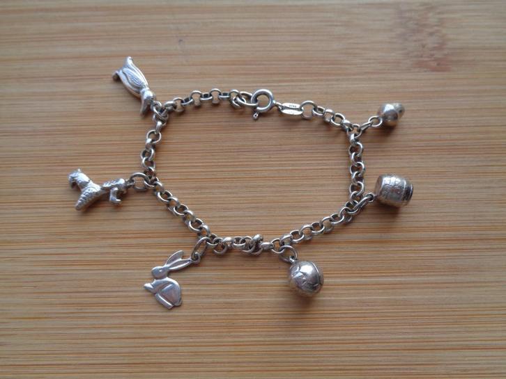 zilveren armband met 6 vintage bedels [306], Sieraden, Tassen en Uiterlijk, Armbanden, Zo goed als nieuw, Zilver, Zilver, Met bedels of kralen