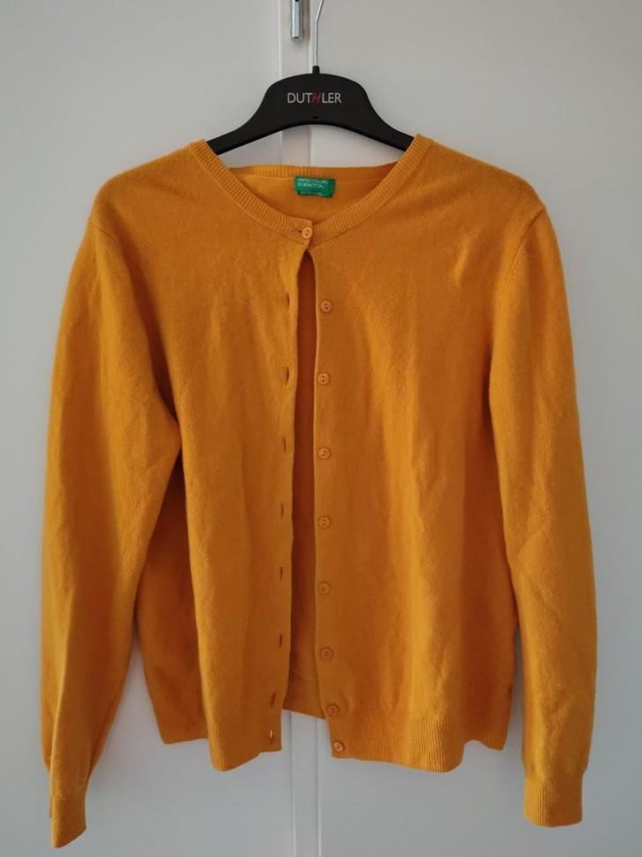 Wollen Vestje - Benetton - okergeel. Maat XL, Kleding | Dames, Truien en Vesten, Zo goed als nieuw, Maat 38/40 (M), Geel, Ophalen of Verzenden