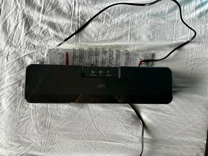 AEG Vacuummachine VS4-1-4AG + Zakken/Rollen, Huis en Inrichting, Keuken | Keukenbenodigdheden, Gebruikt, Ophalen