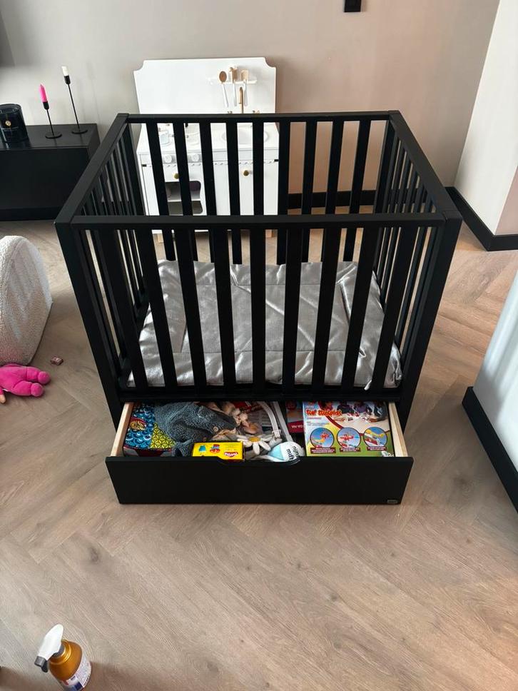 Box twf met lade, Kinderen en Baby's, Boxen, Zo goed als nieuw, Boxkleed, Ophalen
