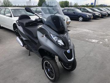 Piaggio MP3 LT300 Sport ABS  309 km beschikbaar voor biedingen