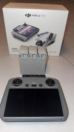 DJI Mini 4 Pro Fly More Combo + ND Filters, Ophalen of Verzenden, Zo goed als nieuw, Drone met camera