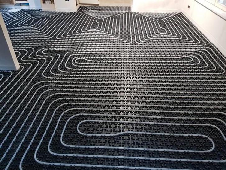 Noppenplaat 11mm vloerverwarming - 1 doos + 1 losse plaat, Doe-het-zelf en Verbouw, Isolatie en Afdichting, Nieuw, Vloerisolatie