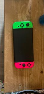 Nintendo Switch OLED met spellen en accessoires, Ophalen of Verzenden, Zo goed als nieuw, Switch, Overige typen