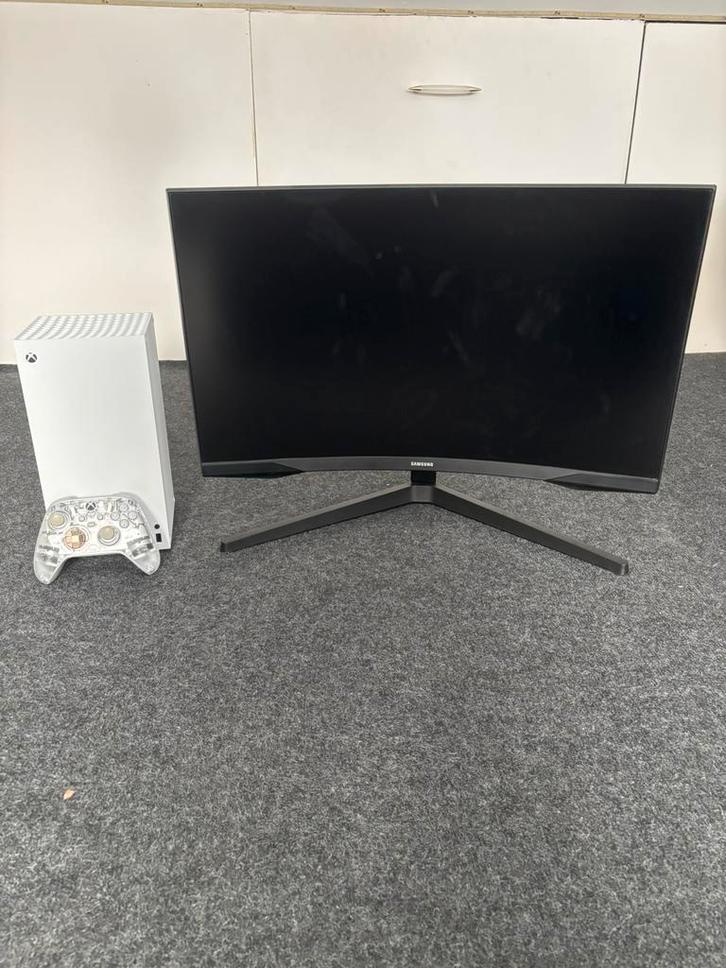 XBOX SERIES X + Odyssey g5 monitor ZO GOED ALS NIEUW, Spelcomputers en Games, Games | Xbox Series X en S, Zo goed als nieuw, Ophalen
