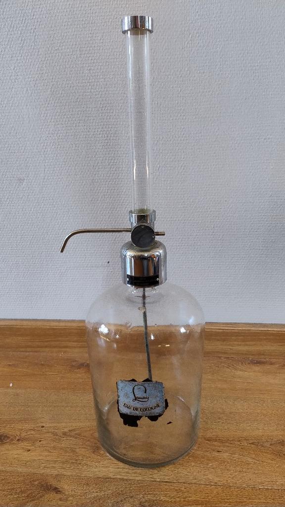 Grote 5 liter Eau de Cologne drogisterij bijvulfles uit 1949, Verzamelen, Parfumverzamelingen, Gebruikt, Parfumfles, Ophalen