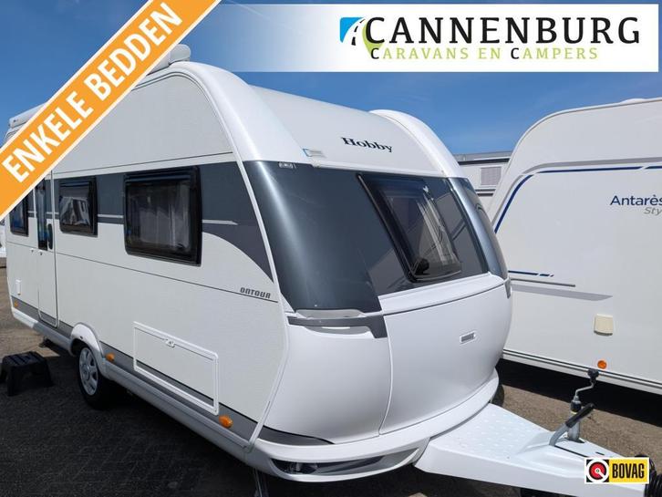Hobby On Tour 460 DL, Caravans en Kamperen, Caravans, tot en met 3, 1000 - 1250 kg, Standaardzit, Hobby, 2 aparte bedden, Lengtebed