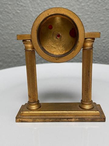 Antiek staander zakhorloge houder france  beschikbaar voor biedingen