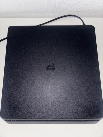 Playstation 4 slim beschikbaar voor biedingen