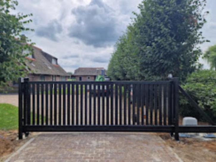 Lamellen schuifpoort 4x1 incl motor en montage, Tuin en Terras, Tuinpoorten, Nieuw, Schuifpoort, IJzer, 100 tot 150 cm, 200 cm of meer