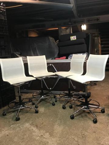 ICF Una Stool 306 counter balie bar stoel bureaustoel beschikbaar voor biedingen
