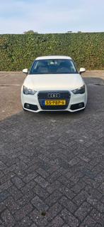 Audi A1 1.4 Tfsi 90KW S-tronic 2011 Wit, Auto's, Audi, A1, Zwart, 4 cilinders, 4 stoelen