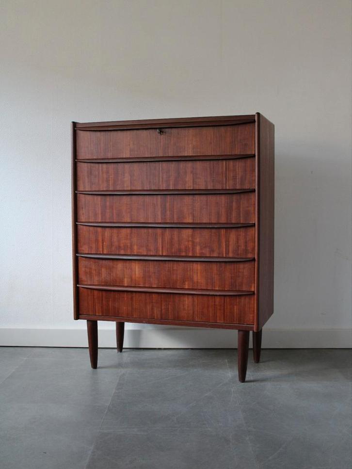 Vintage Deense ladekast in teak, Huis en Inrichting, Kasten | Ladekasten, Zo goed als nieuw, 100 tot 150 cm, 50 tot 100 cm, 25 tot 50 cm