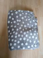 Plaid deken grijs met stippen print nieuw 150x200 cm, Huis en Inrichting, Ophalen of Verzenden, Nieuw