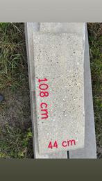 Gebruikte Betonplaten - 108x44 cm 75 stuks €50, Doe-het-zelf en Verbouw, Ophalen, Gebruikt, 40 tot 60 cm, 10 m² of meer