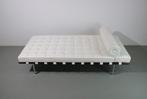 Studio Knoll Barcelona Daybed, Sabrina leder wit, Metaal, 150 tot 200 cm, 75 tot 100 cm, Zo goed als nieuw