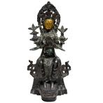 Oud bronzen beeld van Maitreya LOT 445