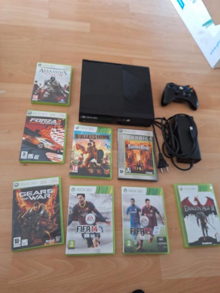Xbox 360 E Console + 8 Games - Complete Set!, Spelcomputers en Games, Spelcomputers | Xbox 360, Gebruikt, Met 1 controller, Met games